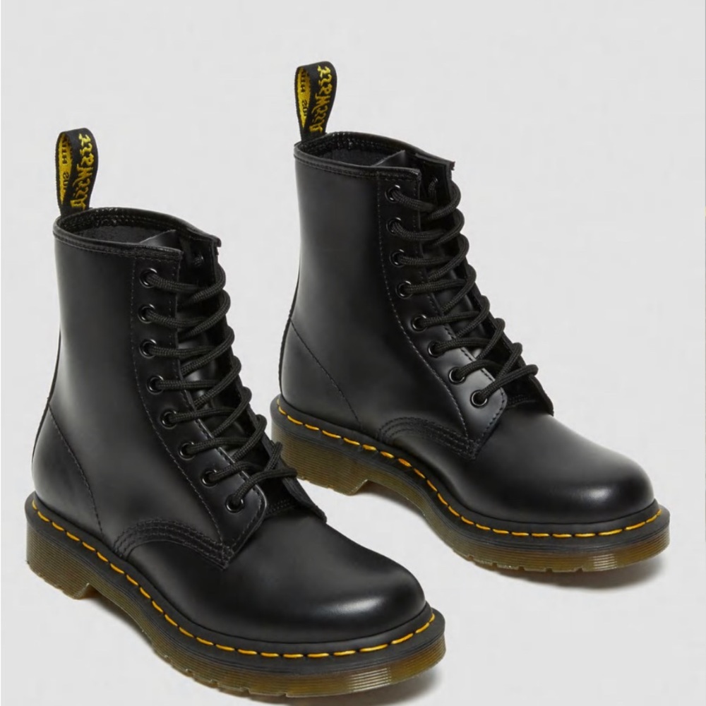 1460 Women’s Doc Martens
